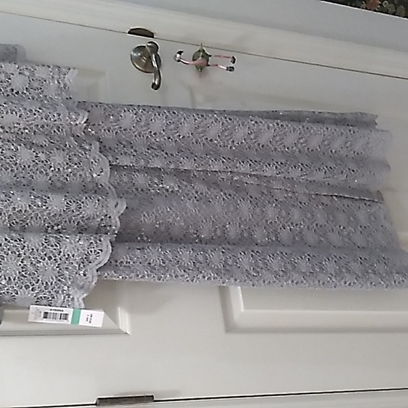 R & M Richard's 2pc Lace & Sequined Dress - Picture 10 of 14